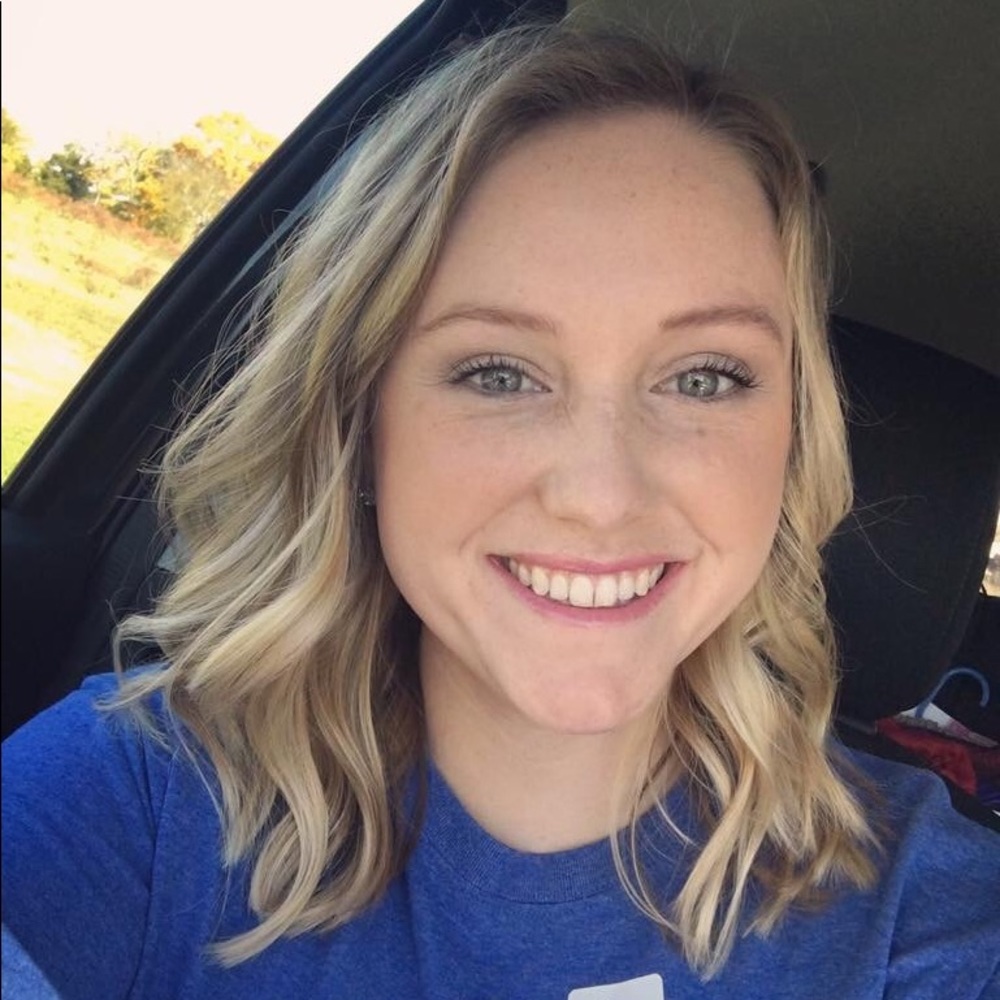 Meet your Posher, Stefanie